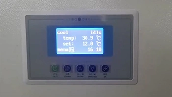 Ajuste del punto de configuración de temperatura del chiller enfriado por agua